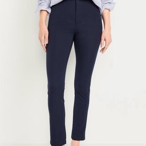 Old Navy Extra High-Waisted Polished Pixie Skinny Office Pants in Navy Blue